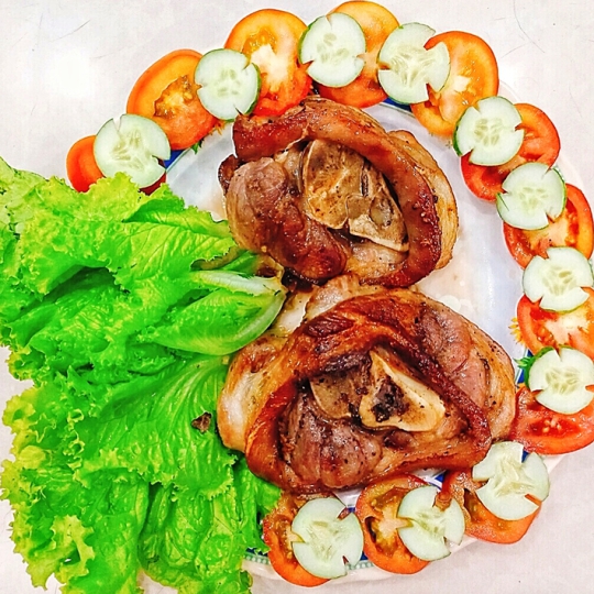 Móng heo chiên giòn